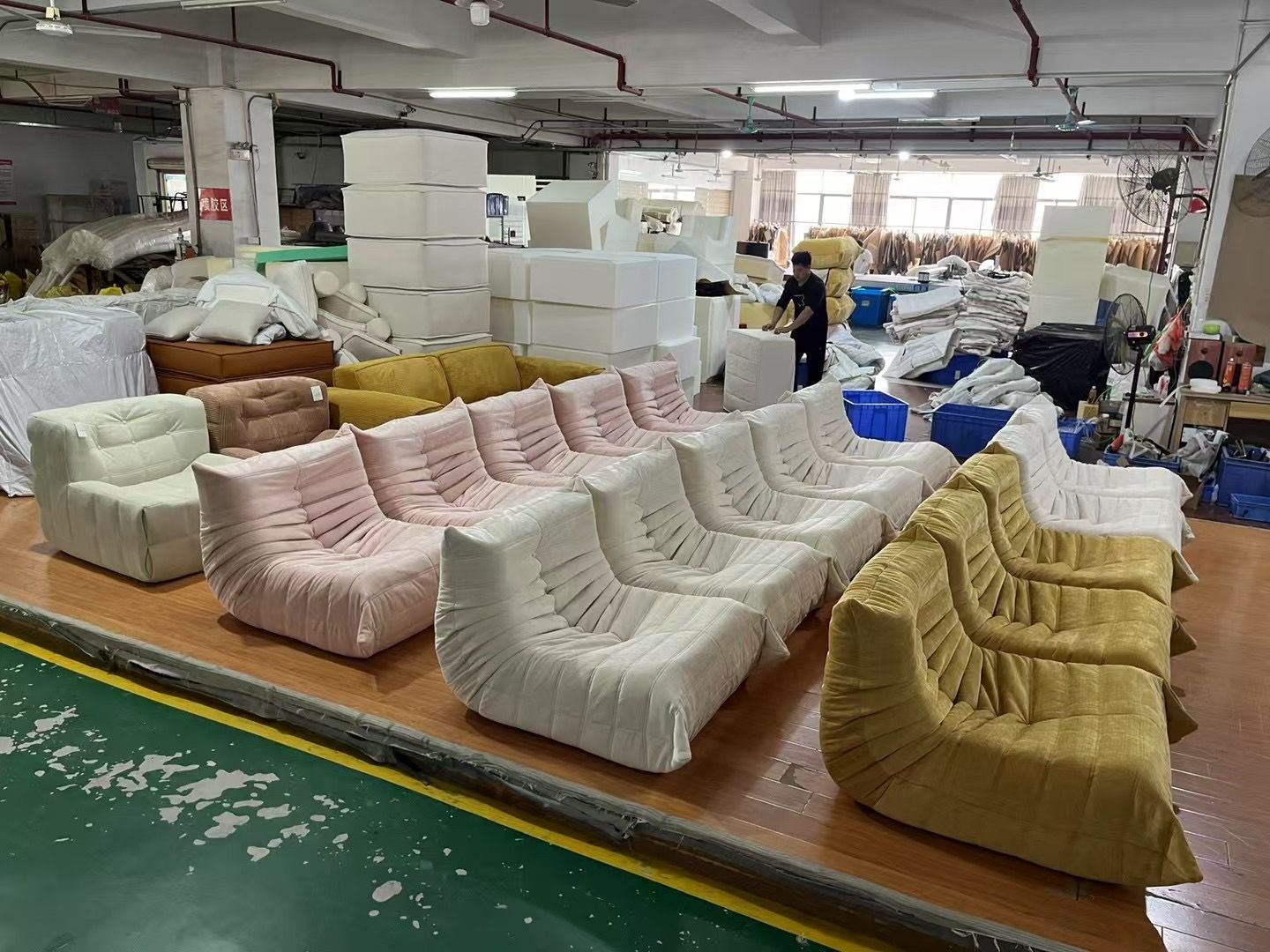 Vacuum compressed sofa Cop-5